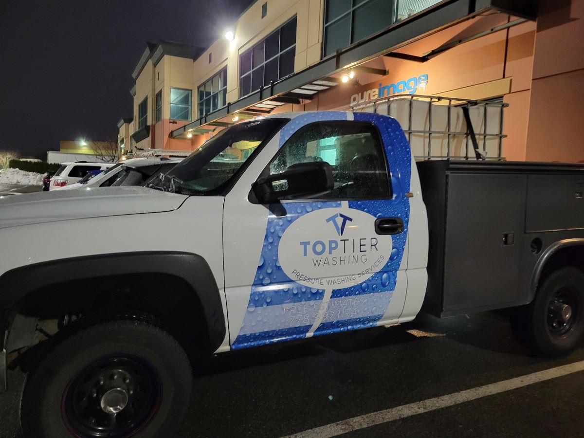 TOPTIER WASHING Commercial Truck Graphics in Vancouver